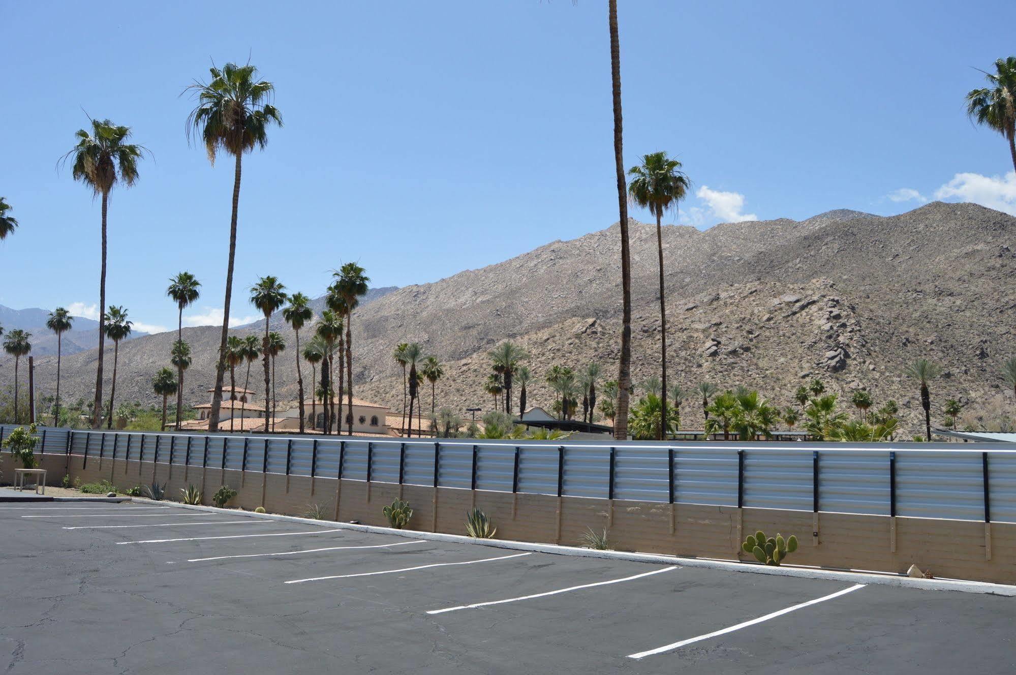 Musicland Hotel Palm Springs Exteriör bild